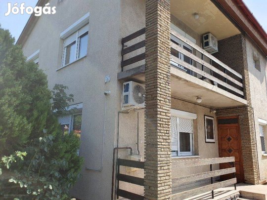 Eladó kényelmes, karbantartott, alacsony rezsijű ház Tapolcán