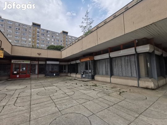 Eladó kereskedelmi egység