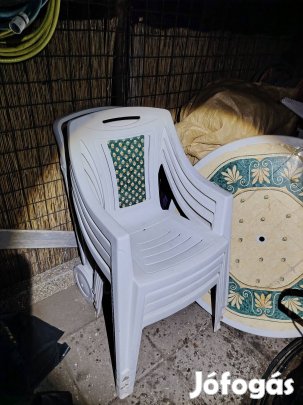 Eladó kerti asztal, kerti szék, kerti garnitúra 