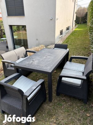 Eladó kerti garnitúra