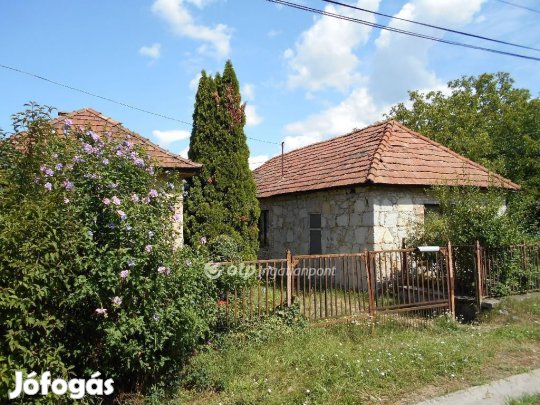 Eladó két ház egyben, Dédestapolcsány