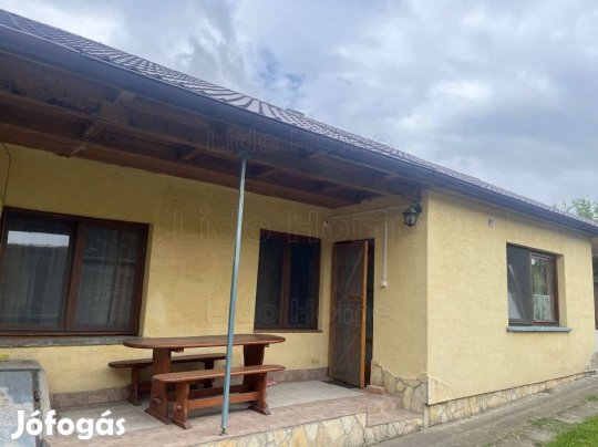 Eladó kétgenerációs családi ház Páty egyik legszebb részén