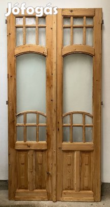 Eladó kétszárnyú tisztitott antik ajtópár