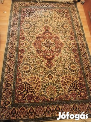 Eladó kézi csomó perzsa szőnyeg 