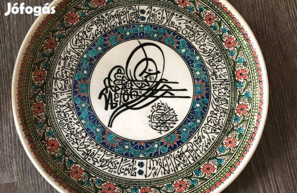 Eladó kézzel készült török kerámia fali dísztányér