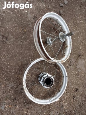 Eladó kis felni jô ár ban