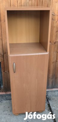Eladó kisméretű tárolós szekrény