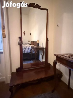 Eladó kiváló állapotú neobarokk tükör