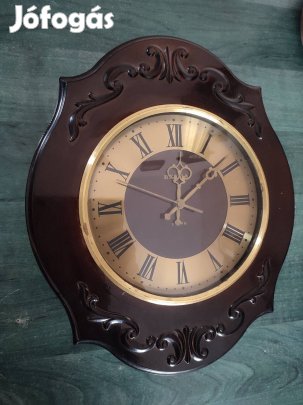 Eladó klasszikus stílusú Beska falióra.