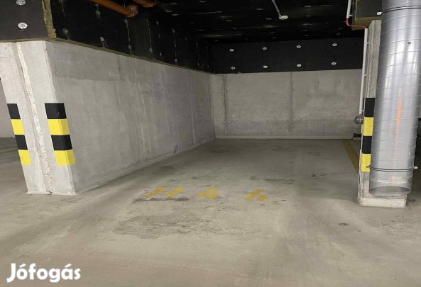 Eladó kocsibeálló IX.Kerület