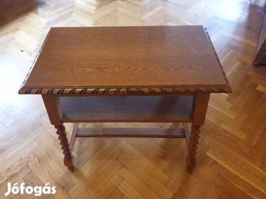 Eladó koloniál dohányzóasztal