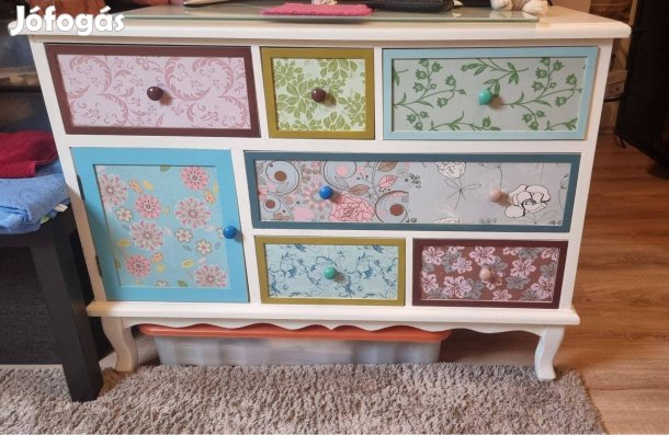Eladó komód jó állapotban