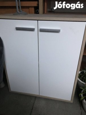 Eladó komód+komoly érdeklődés esetén ajándék