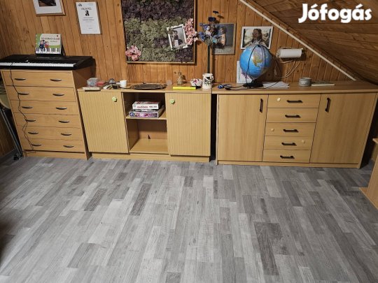 Eladó komodok