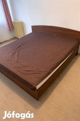 Eladó komplett hálószoba szett matrac + ágyrács + ágykeret