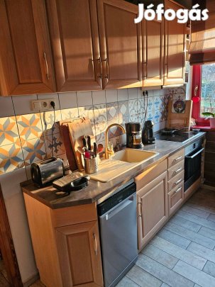 Eladó konyhabútor