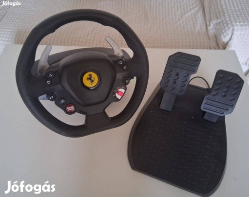 Eladó kormány pedállal