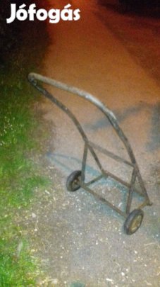 Eladó kuka szolga kukaszolga