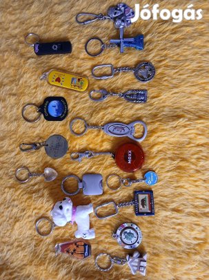 Eladó kulcstartók