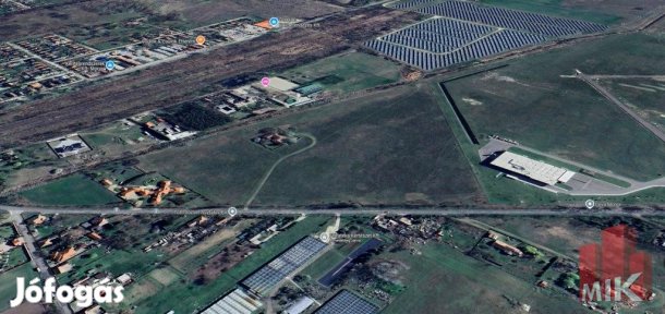 Eladó külterületi telek - Monor