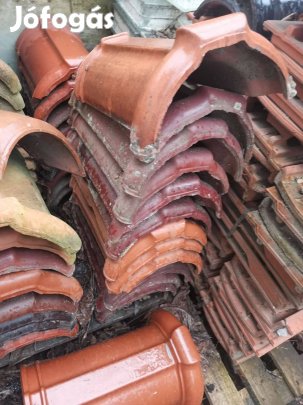 Eladó kúpcserép( Tondach)
