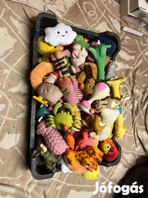 Eladó kutya játékok