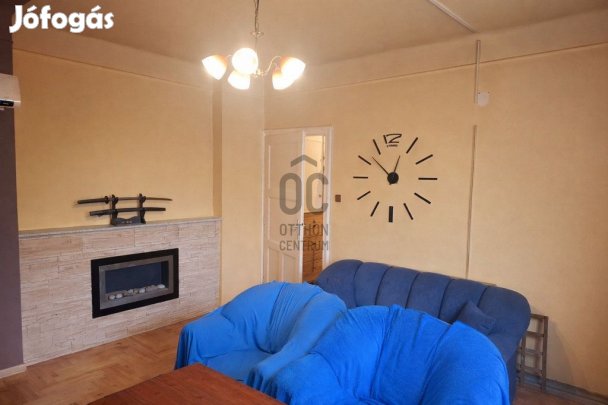 Eladó lakás Budapest 10. ker., Gyárdűlő