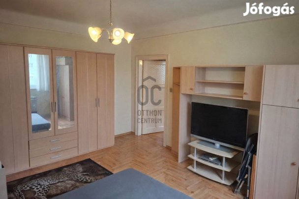 Eladó lakás Budapest 10. ker., Gyárdűlő