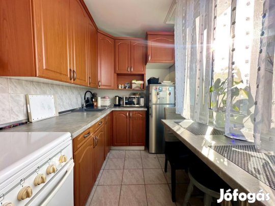 Eladó lakás Budapest 15. ker., Újpalota