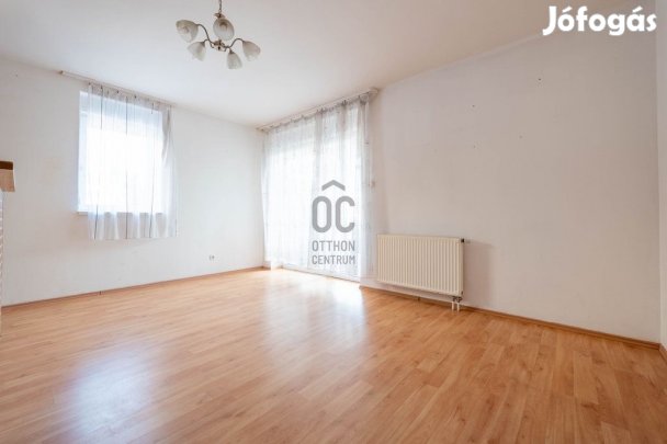 Eladó lakás Budapest 16. ker., Cinkota