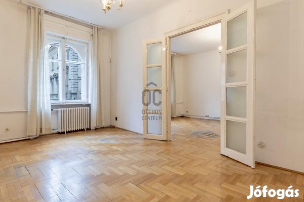 Eladó lakás Budapest 2. ker., Országút