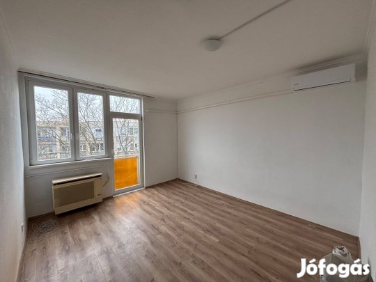 Eladó lakás Debrecen