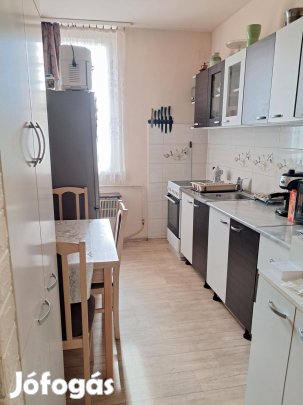 Eladó lakás Hajdúböszörmény központjában