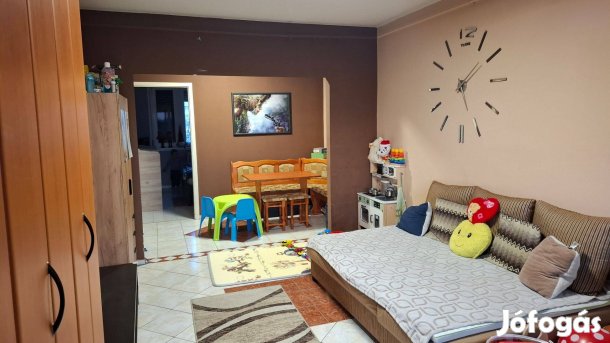 Eladó lakás Szegeden, a Vág utcában