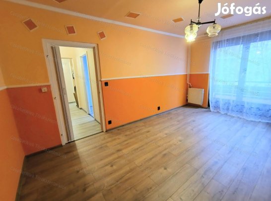 Eladó lakás Törökszentmiklóson!