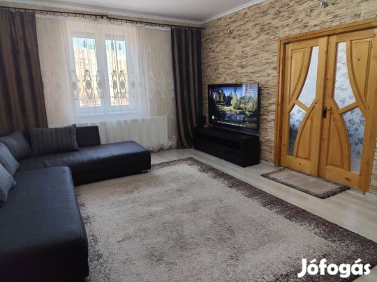 Eladó lakás X. kerület