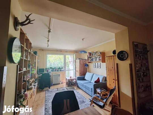 Eladó lakás, Békéscsaba Békéscsaba-Belváros, Dózsa György út,  205_csa