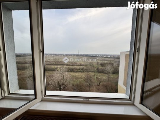 Eladó lakás, Budapest 15. ker.