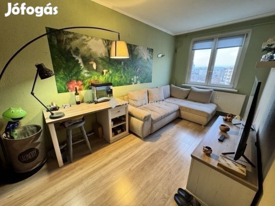 Eladó lakás, Budapest 15. ker.