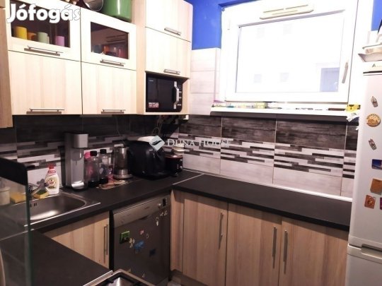 Eladó lakás, Budapest 15. ker.