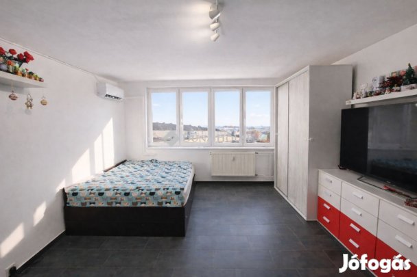 Eladó lakás, Budapest 20. ker.