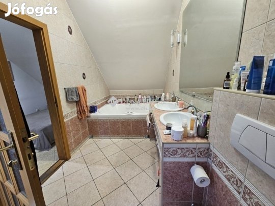 Eladó lakás, Budapest 2. ker.