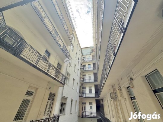 Eladó lakás, Budapest 2. ker.