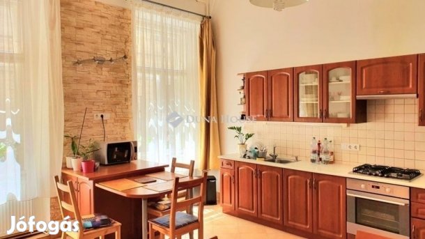 Eladó lakás, Budapest 6. ker.