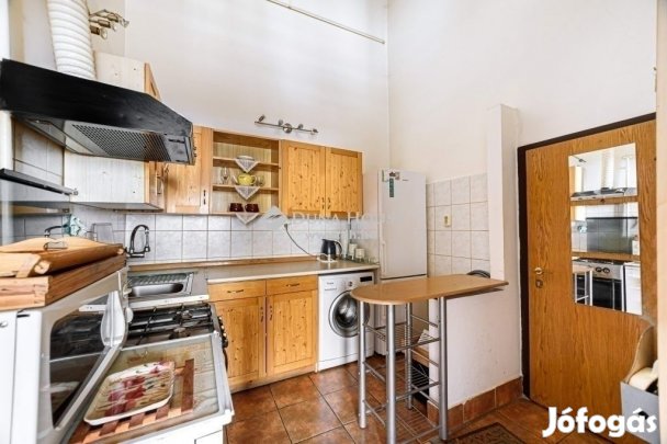 Eladó lakás, Budapest 6. ker.