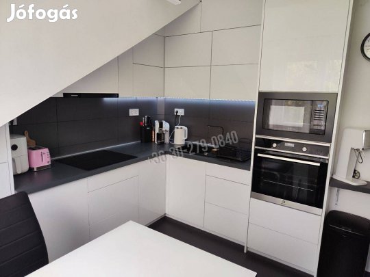 Eladó lakás, Dunaújváros Belváros, 58000000 Ft, 80 nm 1173_kem