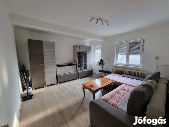 Eladó lakás, Dunaújváros Belváros, Május 1. utca, 36900000 Ft, 144_krt