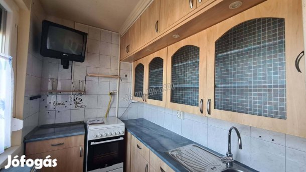 Eladó lakás, Dunaújváros Belváros, Vasmű út, 31990000 Ft, 52 n 147_krt