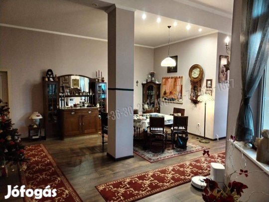 Eladó lakás, Eger Belváros, 120000000 Ft, 149 nm 303_med