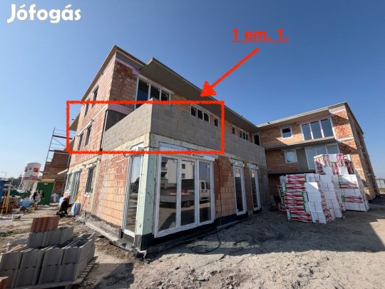 Eladó lakás, Győr